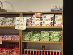 -夏屿湖畔.落日湖景餐厅(普者黑景区店)