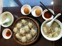 咸甜味鲜肉小笼包-不二心·鲜肉大包·海胆小笼汤包(二七广场店)