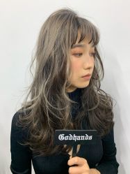 -BULB STUDIO 巴柏明星发型工作室