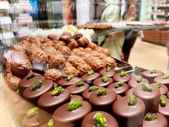 -Laderach 莱德拉(上海环贸iapm店)