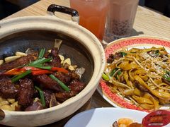 -滋味满屋美食坊(上海街店)