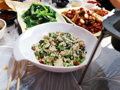 -靓靓蒸虾(恩施新天地店)