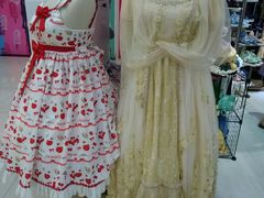 -甜镜物语 LOLITA·汉服·JK制服三坑生活馆(滨江道店)