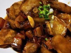土豆烧肉-闻道食府烙饼卷带鱼(原车耳营店原大觉寺店)