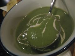 青豆奶油浓汤-C&R西班牙餐厅