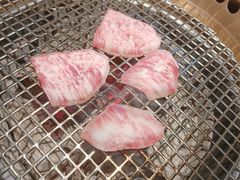 -铭牛烧肉·和牛海鲜自助(高新月牙湖店)