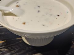 -壹号院音乐餐厅•烤全羊•新疆菜(浐灞店)