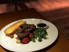 -JINNS锦时 steak&pizza(浸信会礼拜堂旧址店)