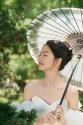 -雪中彩影婚纱摄影·微光艺术中心