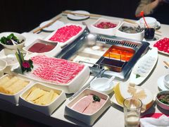 -海底捞火锅鲜切牛肉主题店(长寿路店)