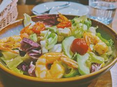 柠檬汁拌扒鲜虾牛油果沙拉-G+KITCHEN(龙湖狮山天街店)