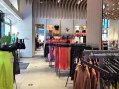 -lululemon(比斯特购物村店)