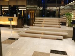 -上海龙之梦万丽酒店