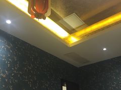-湘潭九龙鱼头店(城南西路店)
