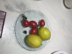 -小菜园新徽菜(镇江丹阳吾悦店)
