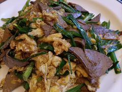 -闯关东东北农家菜(崂山石老人店)