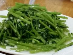 -东北农家小院(定西路店)