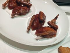 脆皮妙龄鸽-新荣记(建国门外大街店)