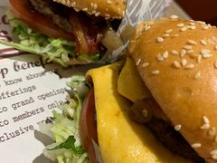 -The Habit Burger Grill 哈比特汉堡(爱琴海店)