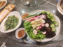 大拼盘-95号酱骨·一块豆腐(展春园西路店)