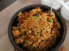 牛肝菌石锅焖饭-素心小筑(后沙裕镇店)