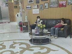 -雅悦齿科(顾村公园店)
