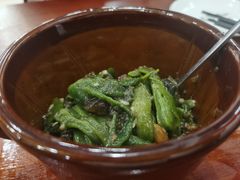 -湖南人家湘菜馆(镇江路店)