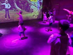 -珠海横琴国家地理探险家中心(创新方)