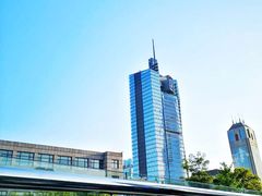 -UNI UNI(环亚凯瑟琳店)