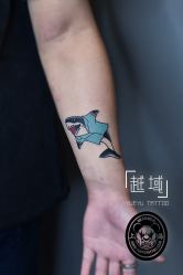 -越域刺青