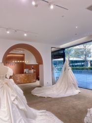 -派丽莫Pellimo原创设计婚纱品牌