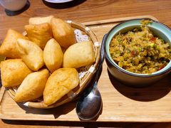 包尔萨克配咸菜-天山集市(和家乐广场店)