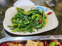 -晏老九豆花饭家常菜(上海城店)