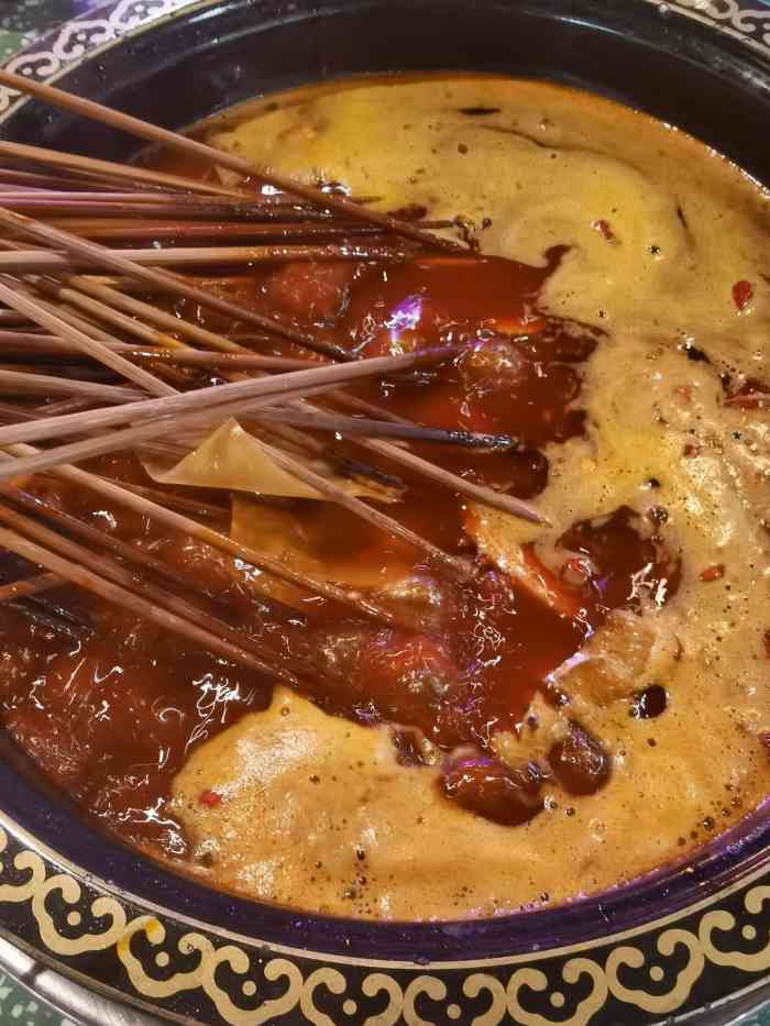 张大娃卤味串串(沙坪坝店)-"这家串串我是第一次来,有好有差,味道还将