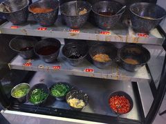 自助调料区-刘少华贵州小黄牛·鲜牛肉火锅(总店)
