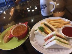 -天津津利华酒店