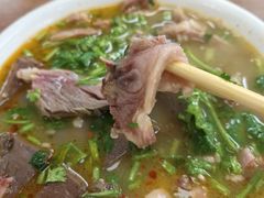 -春雨羊汤店(广开四马路总店)