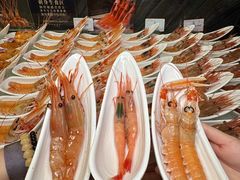 -雍容荟帝王蟹活龙虾展台自助(IFS黑金店)