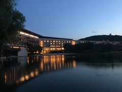 -上海佘山世茂艾美酒店