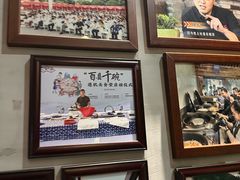 -头上红煨盐鸡·非遗院子餐厅