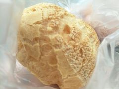香草冰淇淋泡芙-麦斯晨菲老香港蛋糕(东街店)