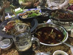 -胖哥牛蛙龙虾烧烤城(育才路店)