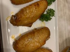 -必胜客(证大大拇指店)