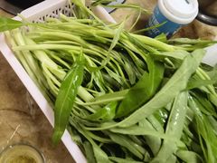 -华威达牛庄(黄埔大道西店)