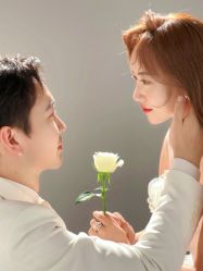 -乐派诗婚纱摄影