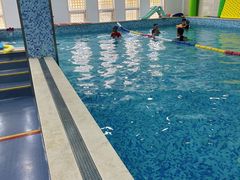 -乐悠游亲子游泳俱乐部