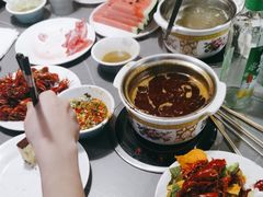 -遇上西雅图多融合海鲜自助餐厅(中房金谊广场店)