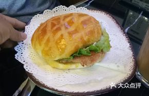 Big O Pork Cutlet Sandwich