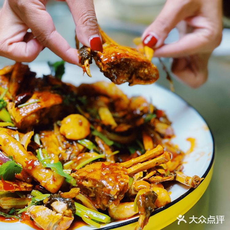 第五季排挡，羊蝎子火锅，烧烤一站式吃好