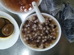 -芳婆糕团店(王府大街店)